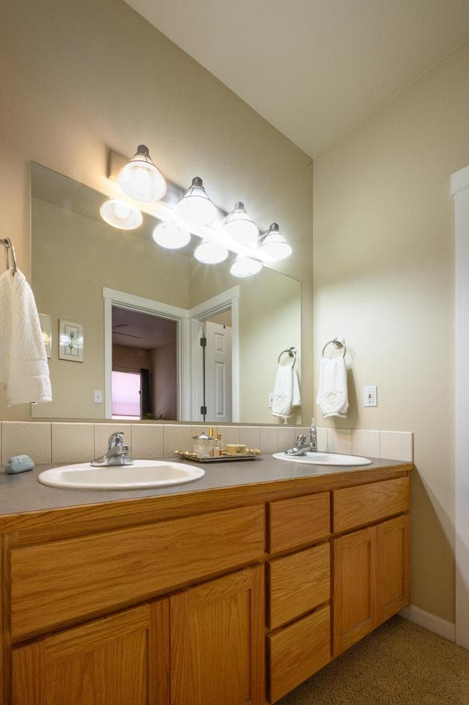 Photo of 62736 Larkview Road 11 of 20