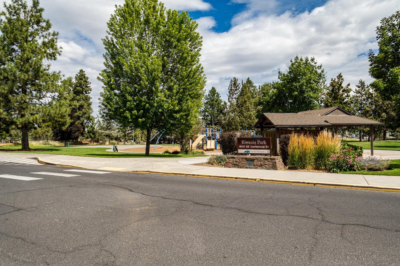 Photo of 742 SE Sun Lane 40 of 40