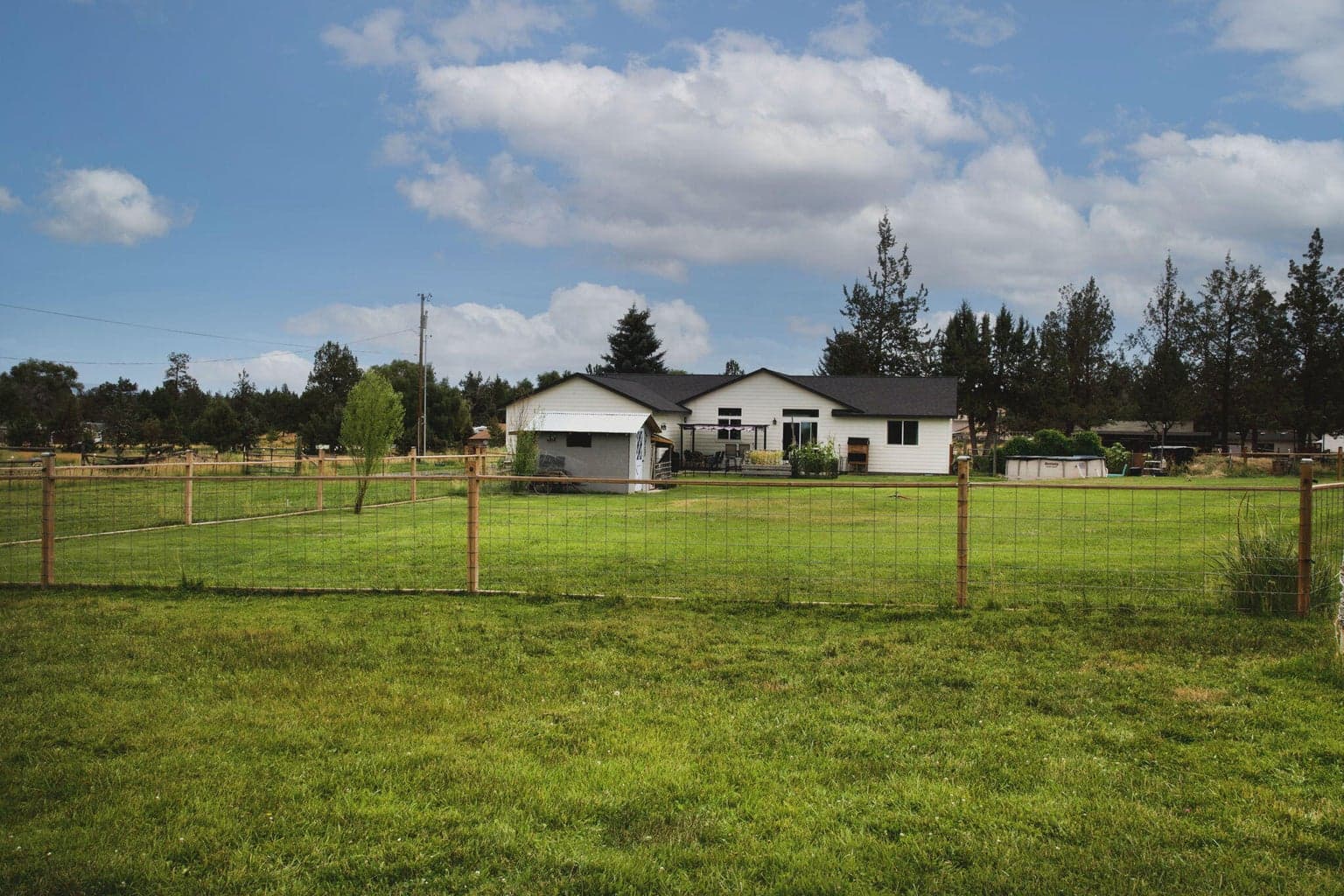 Photo of 64925 Valeview Drive 19 of 29