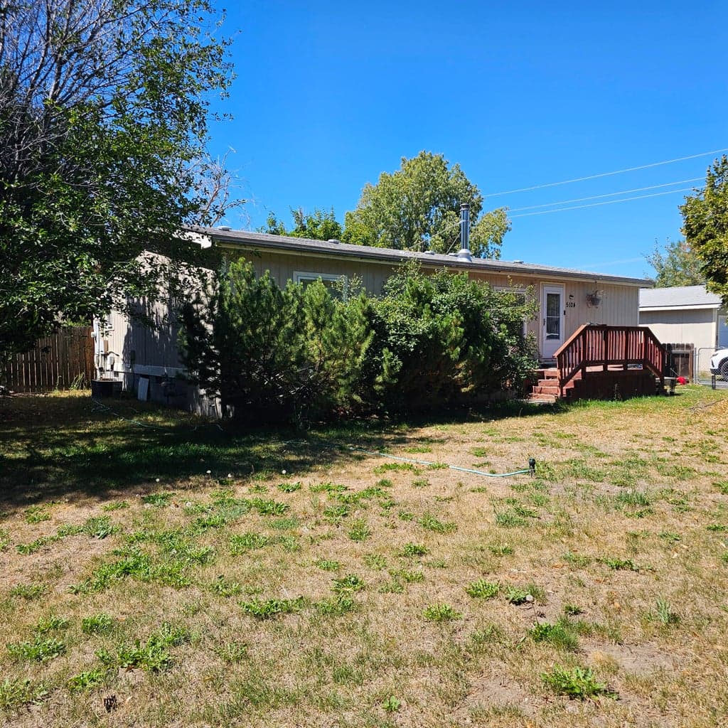 Photo of 5104 Homedale 2 of 39