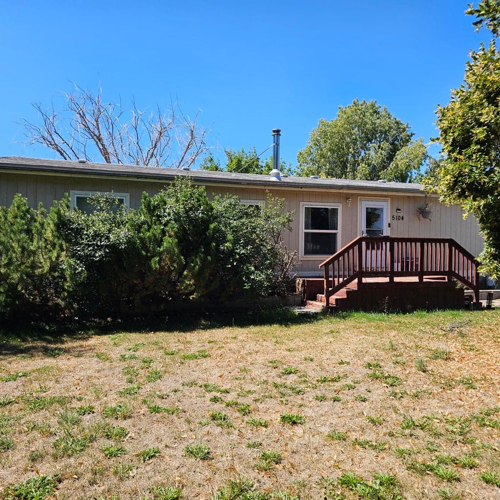 Photo of 5104 Homedale 3 of 39