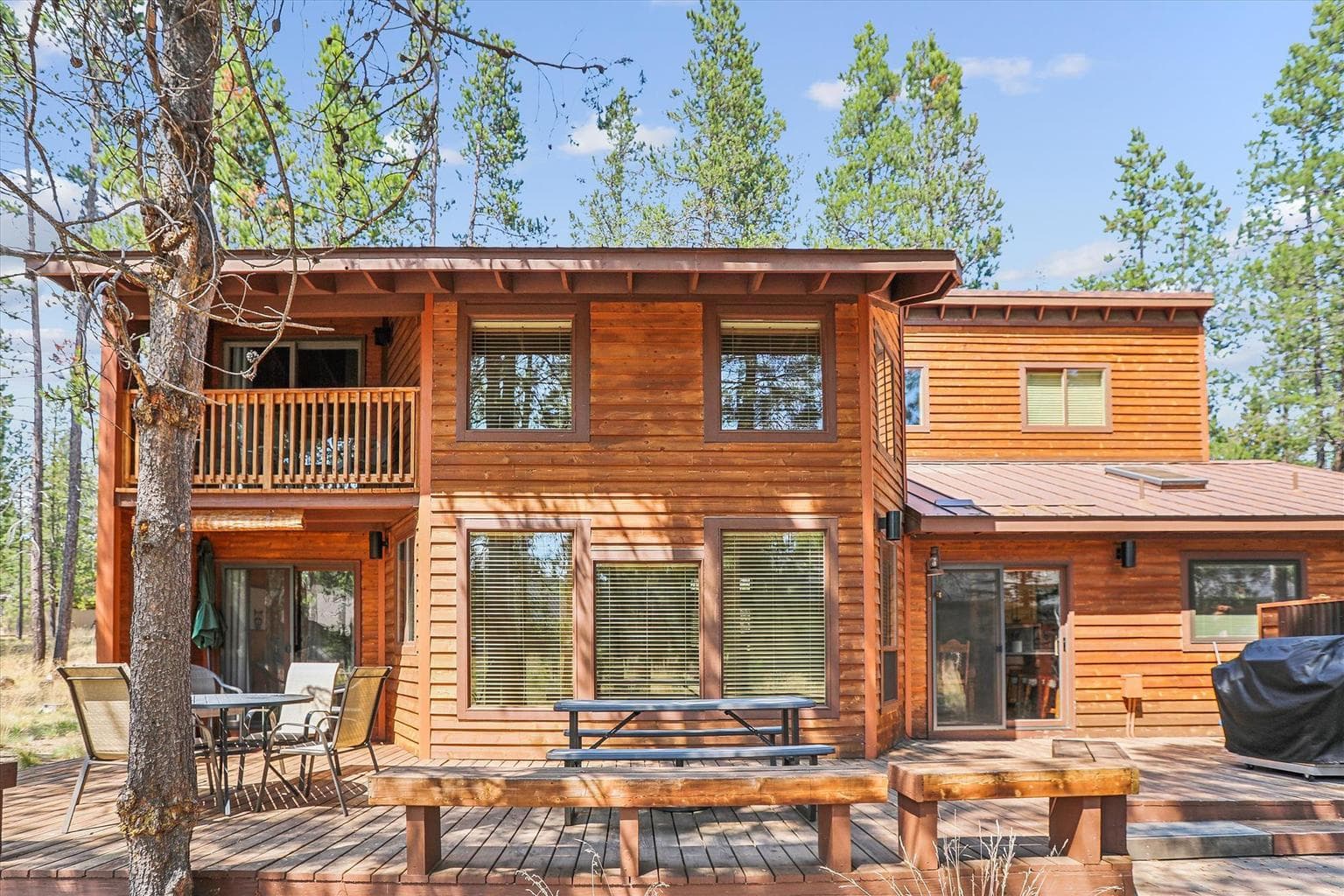 Photo of 17755 Malheur Lane 37 of 41