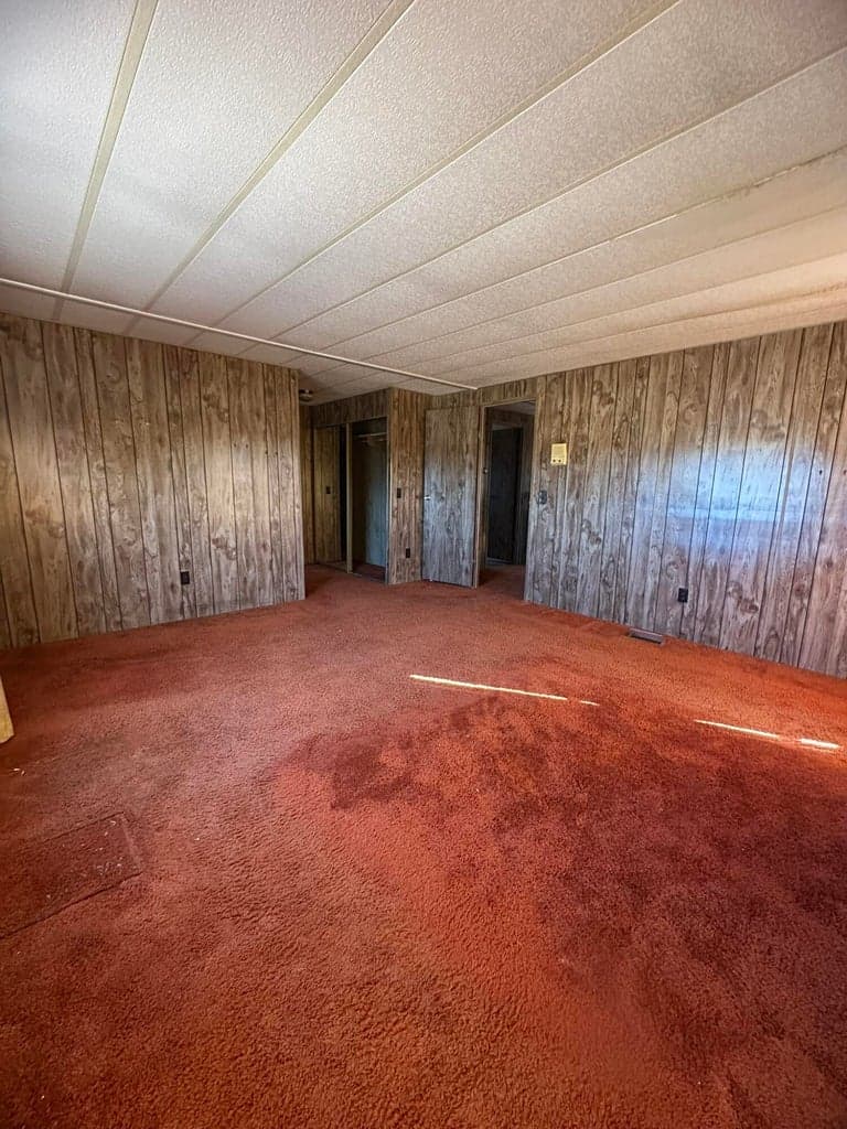 Photo of 250 SE Steele Street 14 of 26