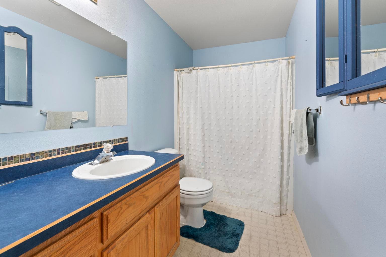 Photo of 2286 NE Cherry Loop 11 of 25