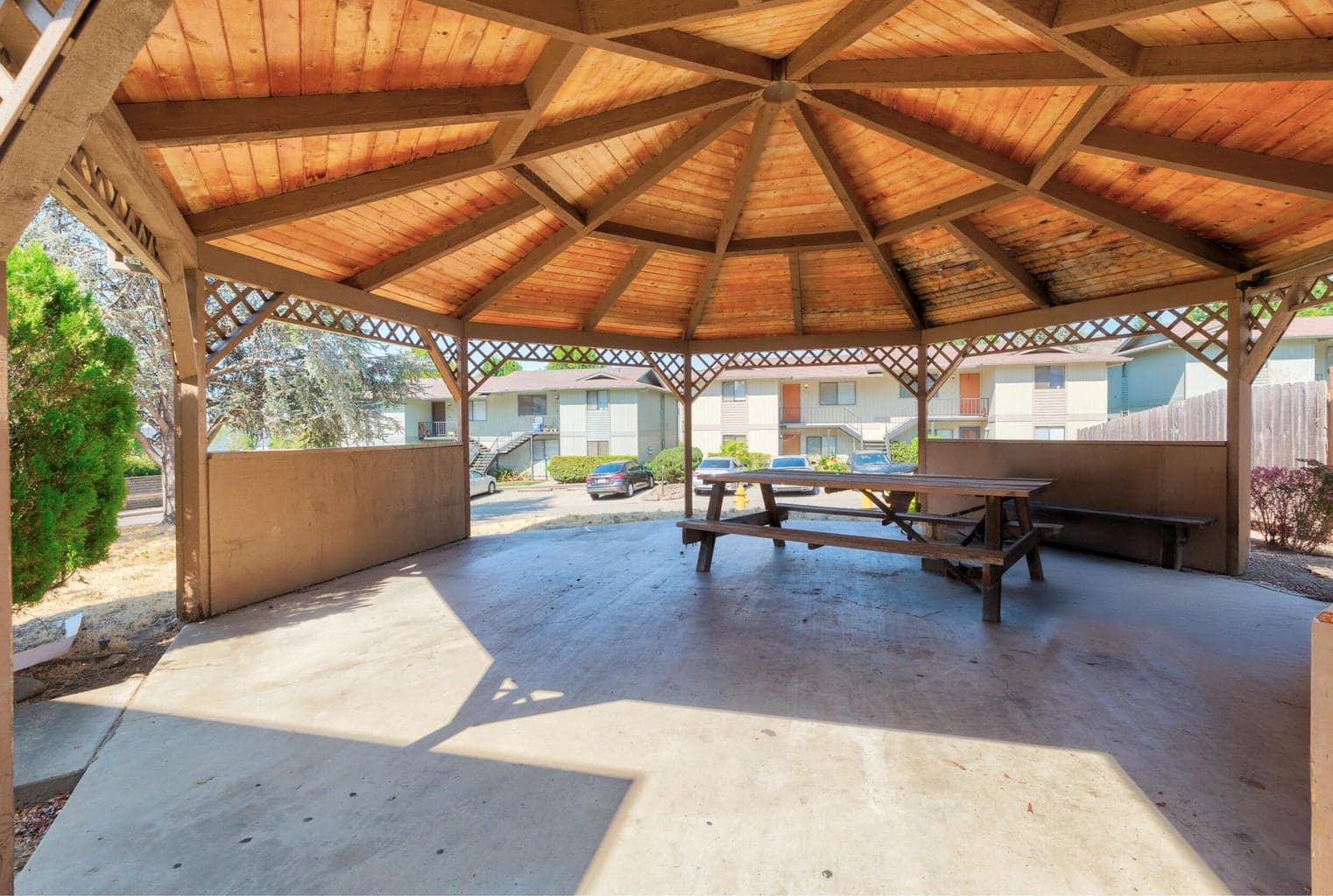 Photo of 425 Silverwood 4 of 13