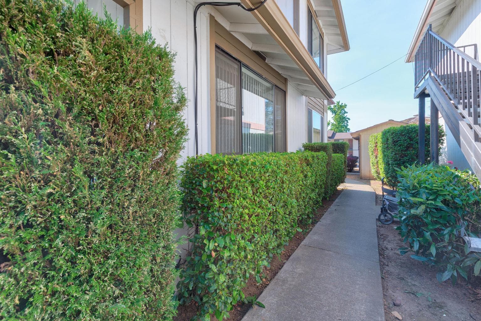 Photo of 425 Silverwood 5 of 13