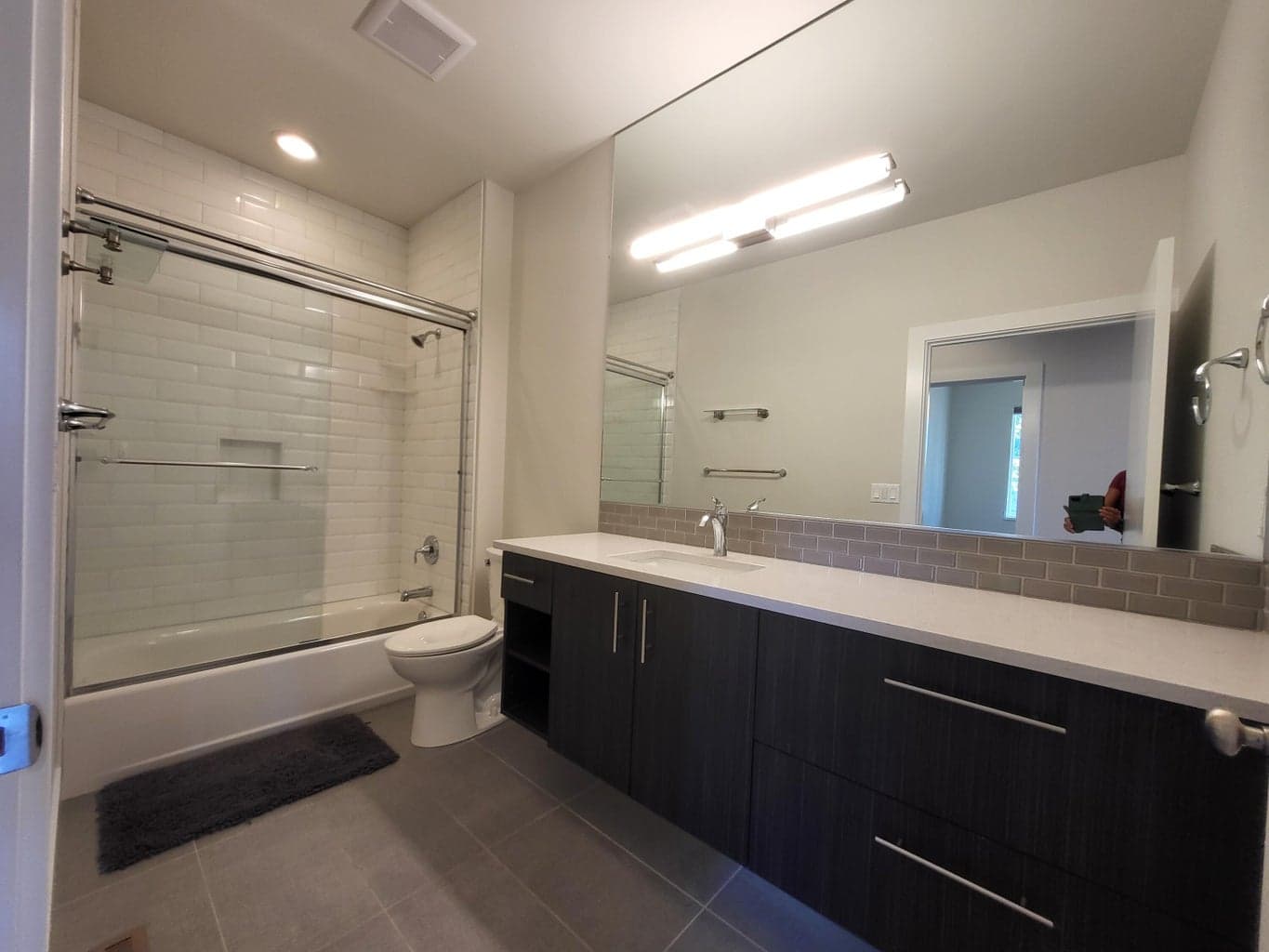 Photo of 61406 Duncan Lane 21 of 42