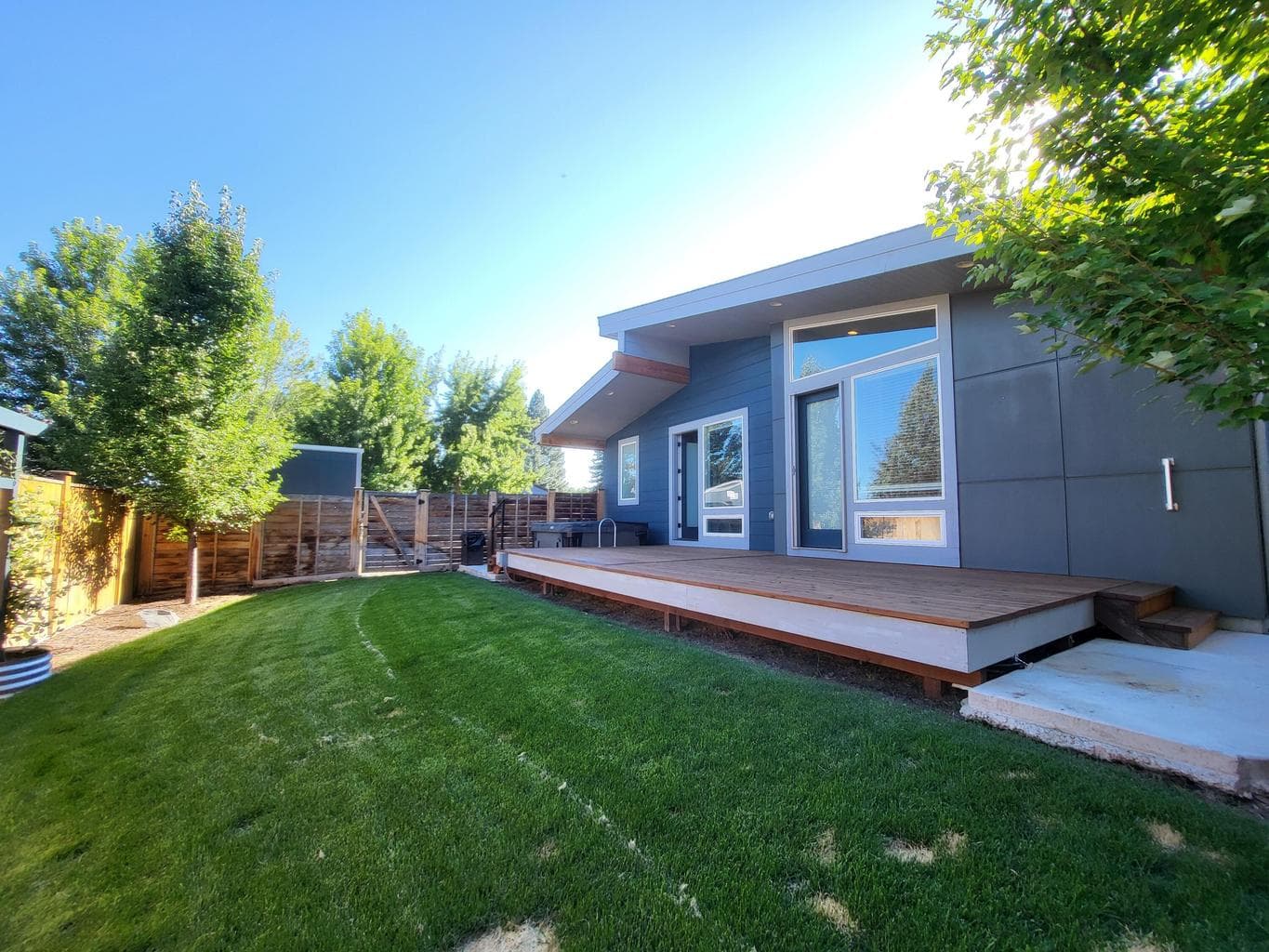 Photo of 61406 Duncan Lane 26 of 42