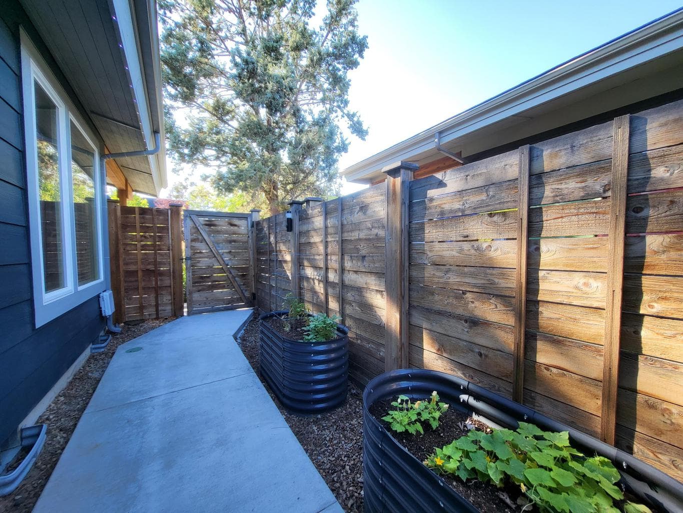 Photo of 61406 Duncan Lane 30 of 42
