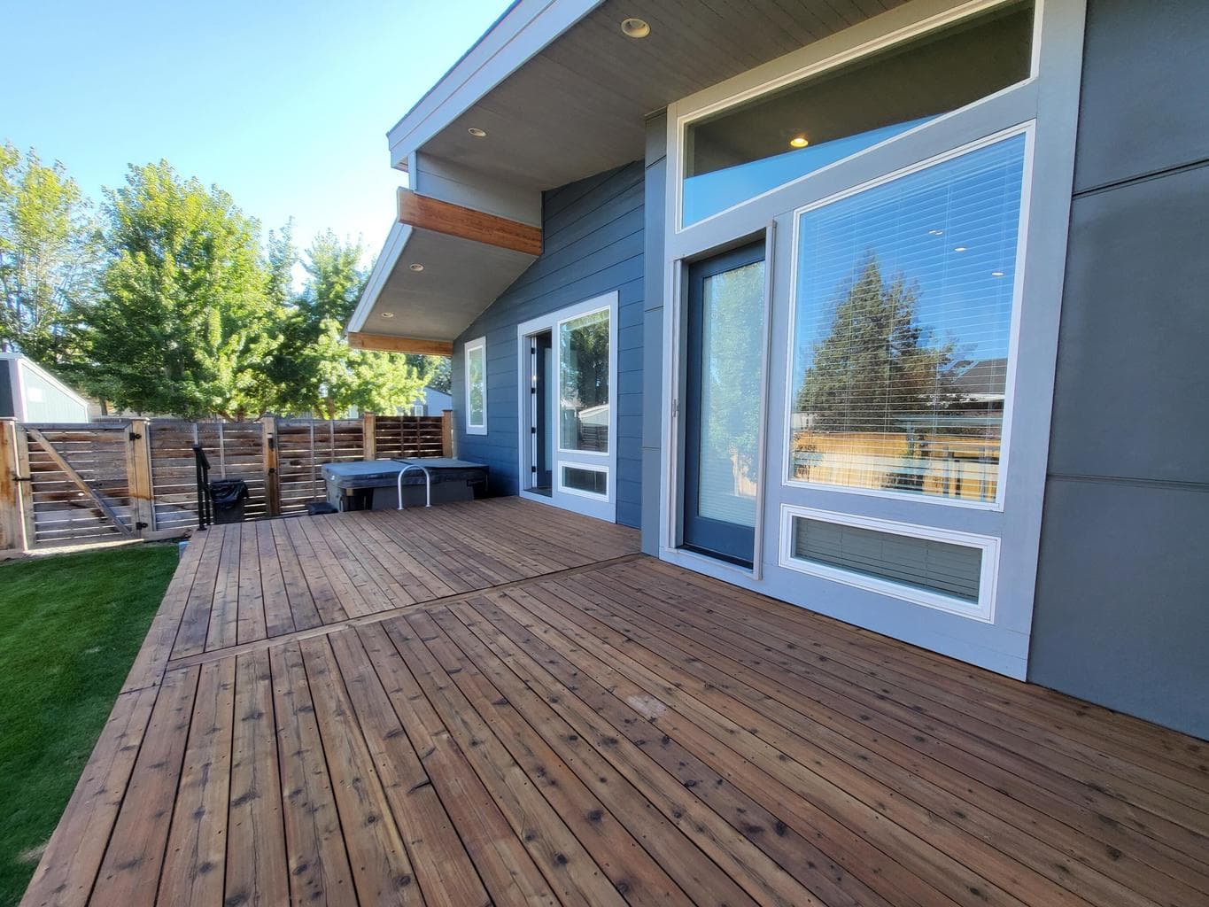 Photo of 61406 Duncan Lane 33 of 42