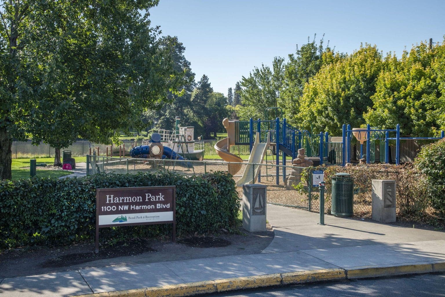 Harmon Park 2 blocks away