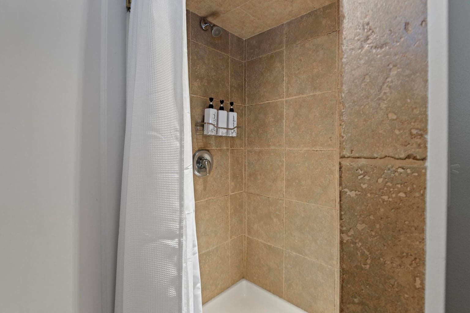 Photo of 202 NW Thurston Avenue 32 of 32