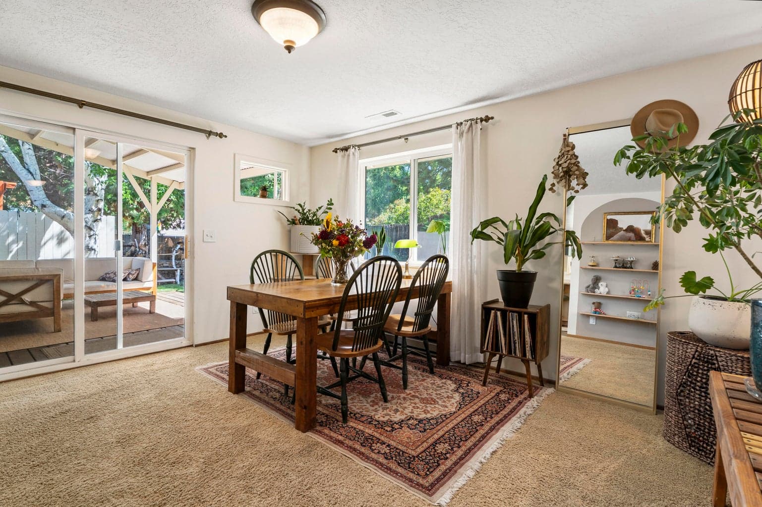 Photo of 21081 Gardenia Avenue 12 of 44