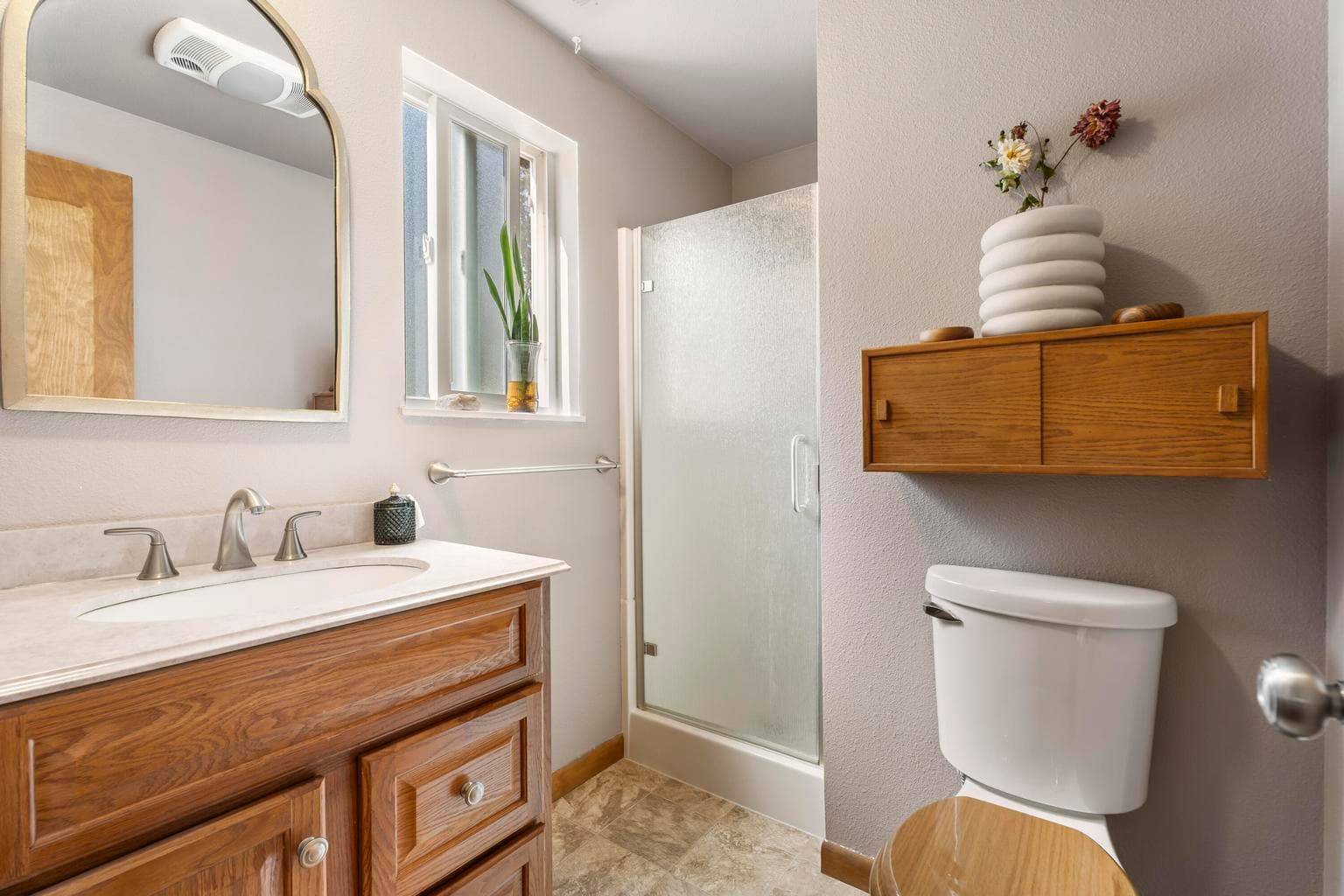 Photo of 21081 Gardenia Avenue 24 of 44