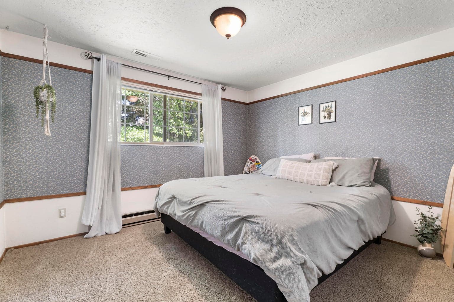 Photo of 21081 Gardenia Avenue 27 of 44