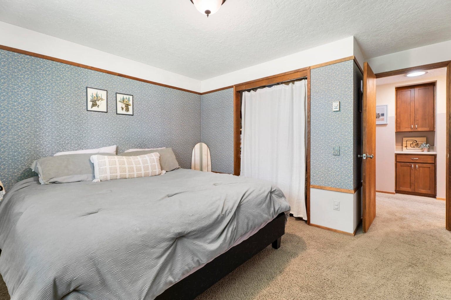Photo of 21081 Gardenia Avenue 28 of 44