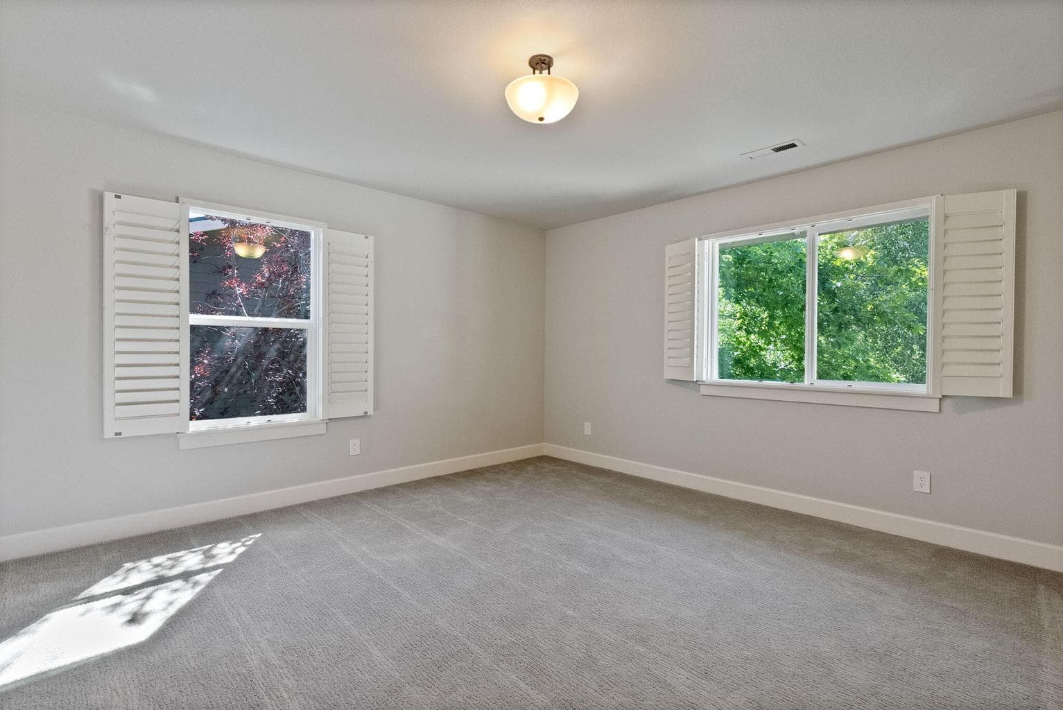 Photo of 20421 Aberdeen Drive 29 of 66