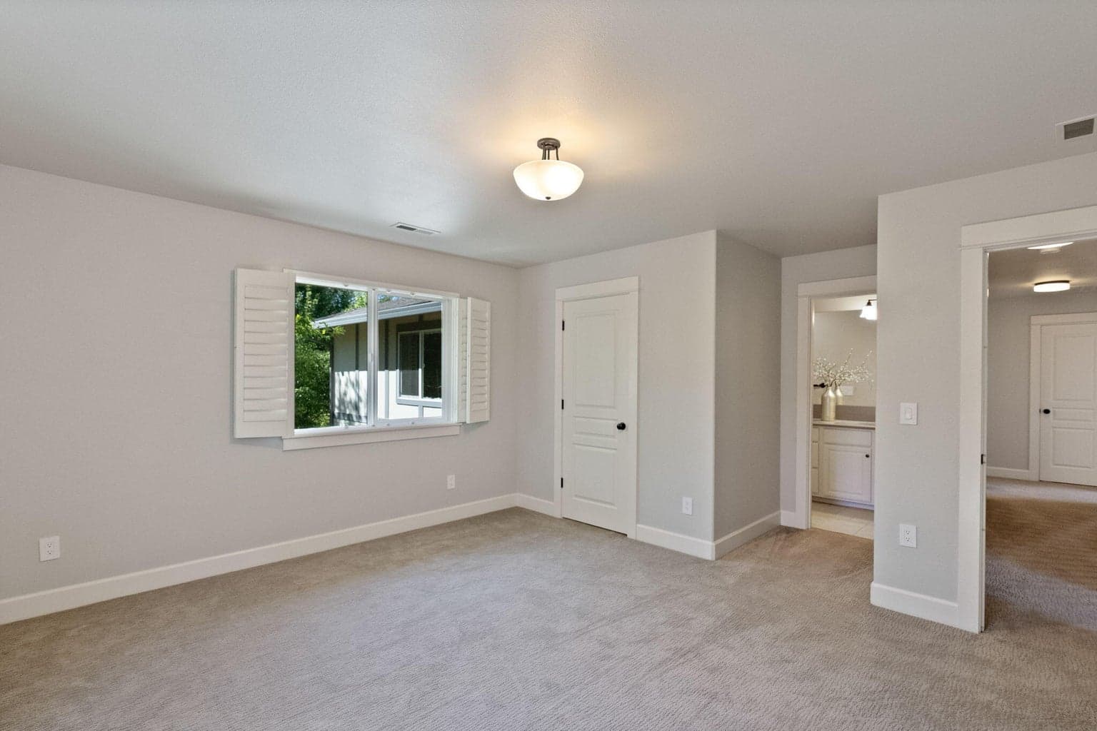 Photo of 20421 Aberdeen Drive 30 of 66