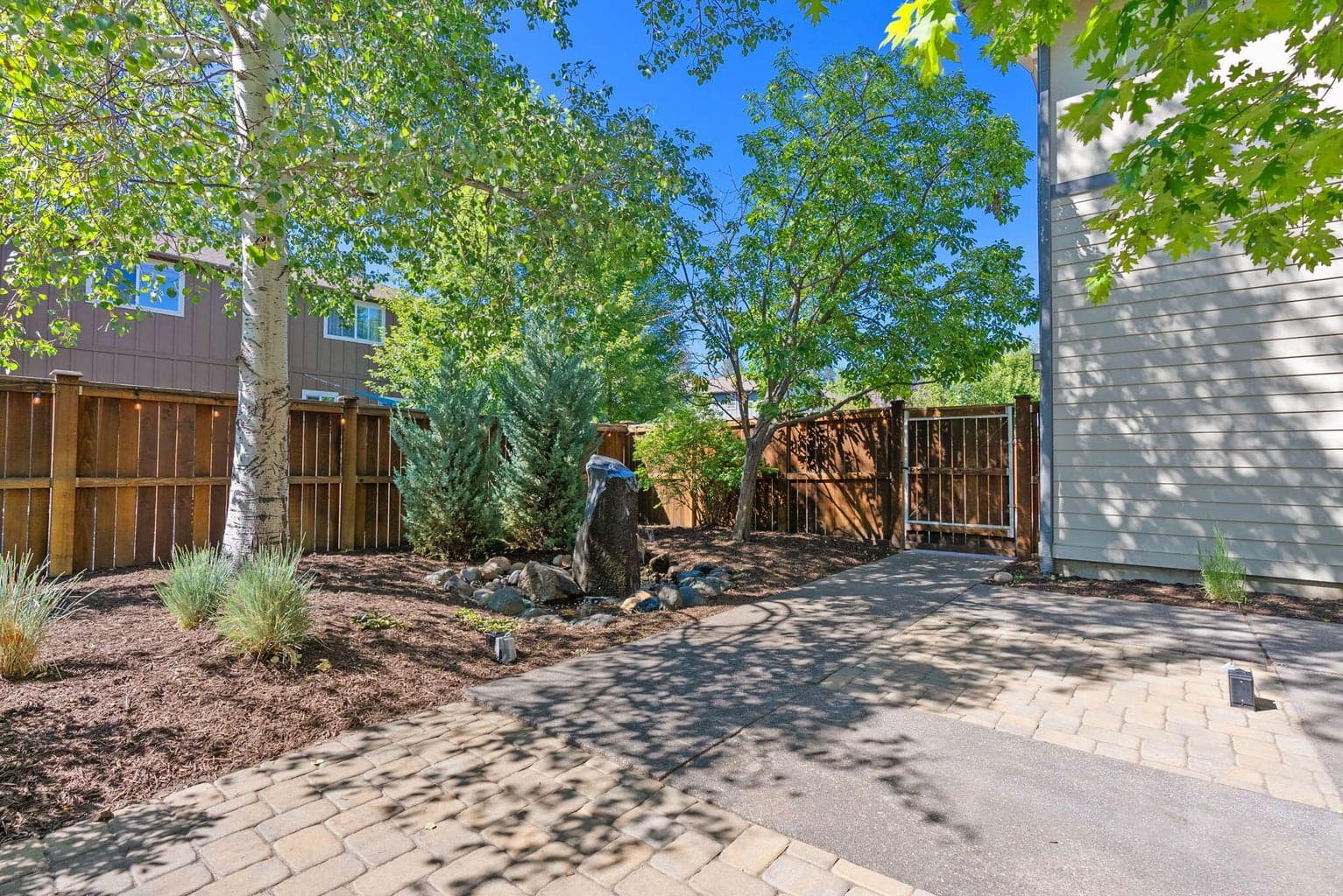 Photo of 20421 Aberdeen Drive 49 of 66