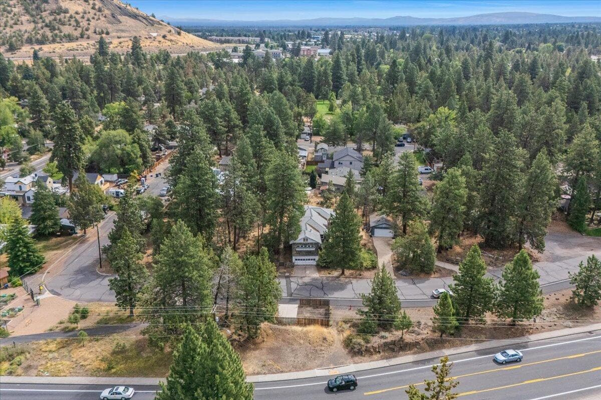 Photo of 438 9th 4 of 28