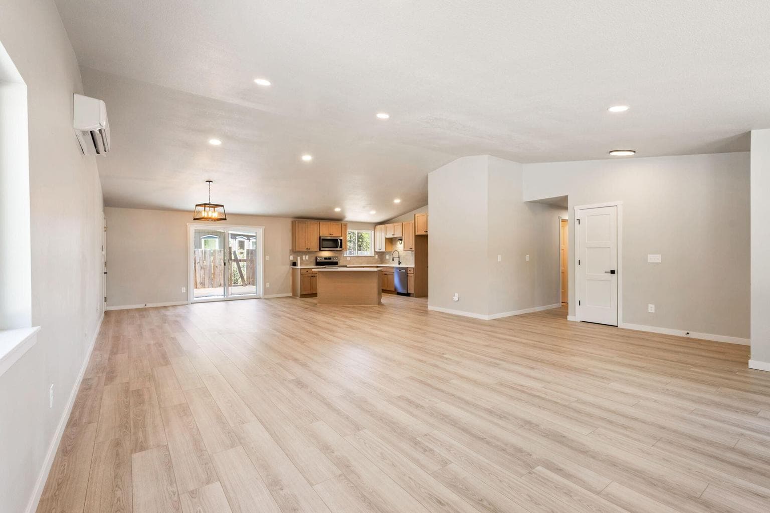 Photo of 16769 S Century Drive 7 of 34