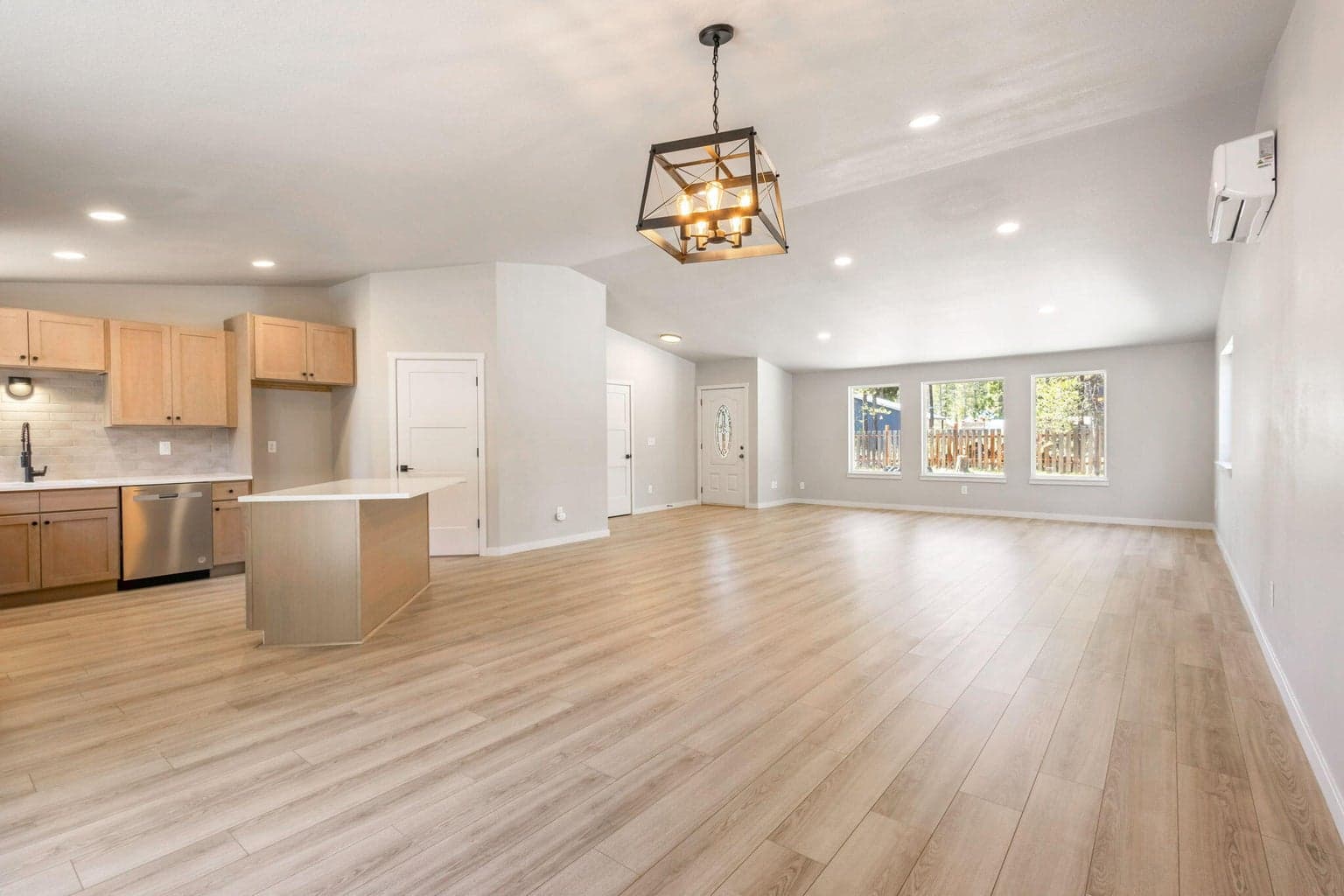 Photo of 16769 S Century Drive 9 of 34