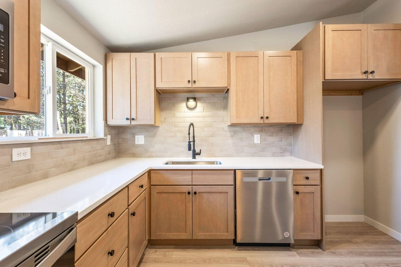 Photo of 16769 S Century Drive 13 of 34