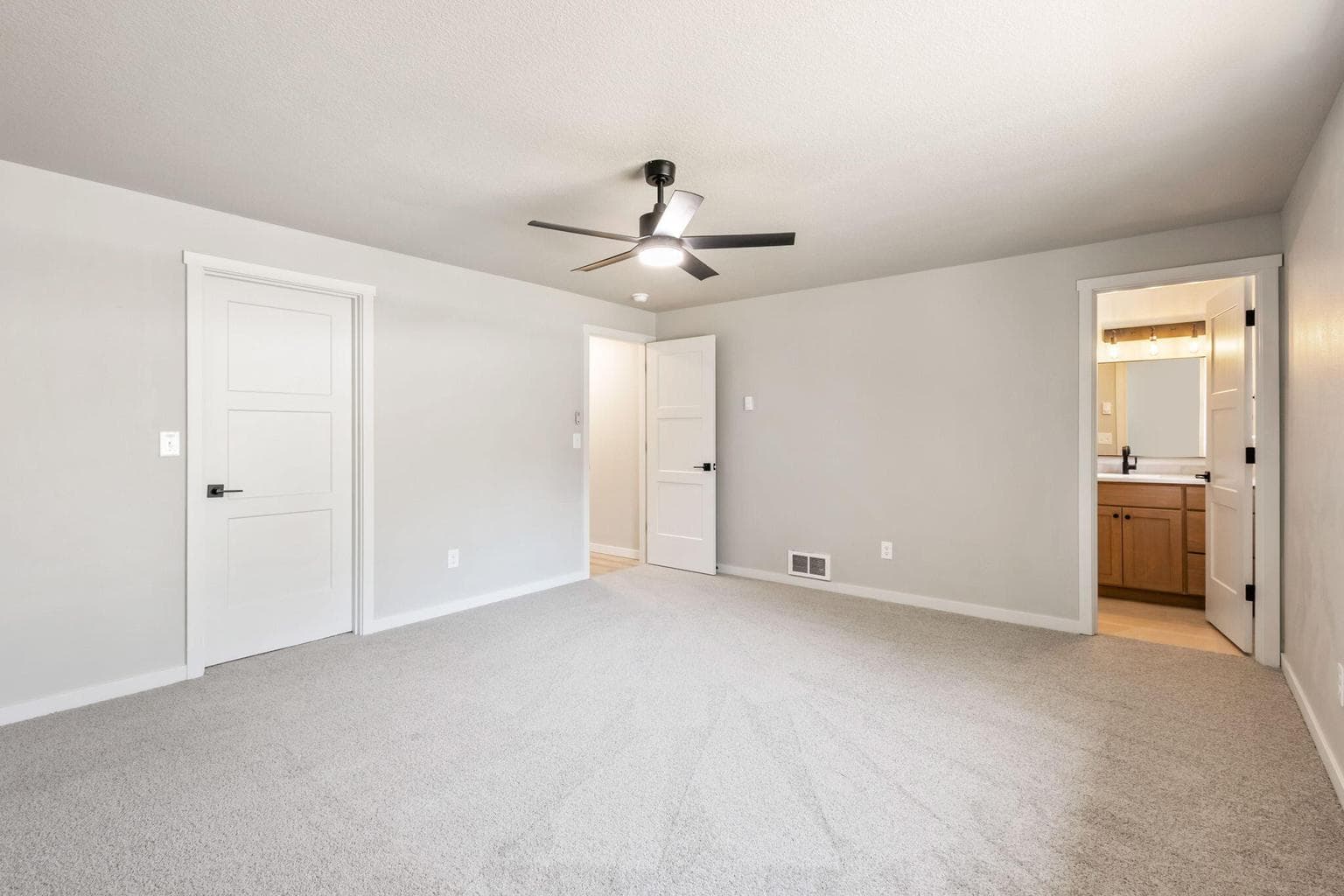 Photo of 16769 S Century Drive 18 of 34