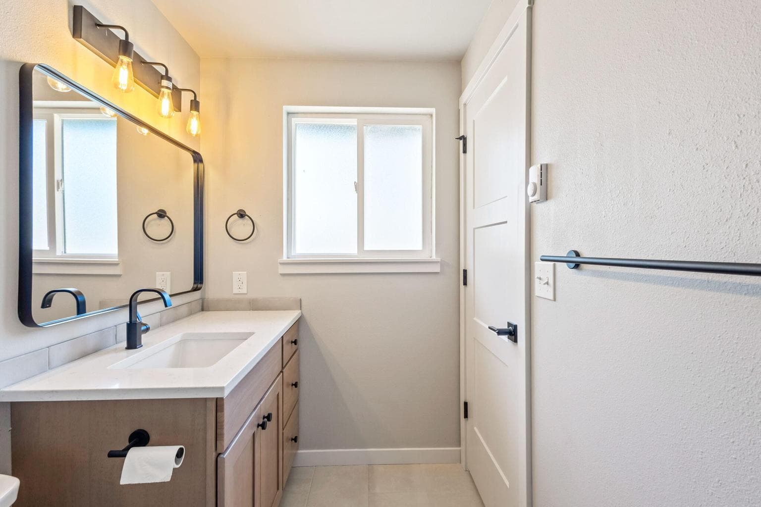 Photo of 16769 S Century Drive 20 of 34