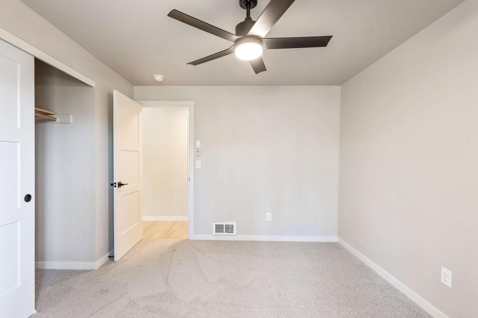 Photo of 16769 S Century Drive 23 of 34