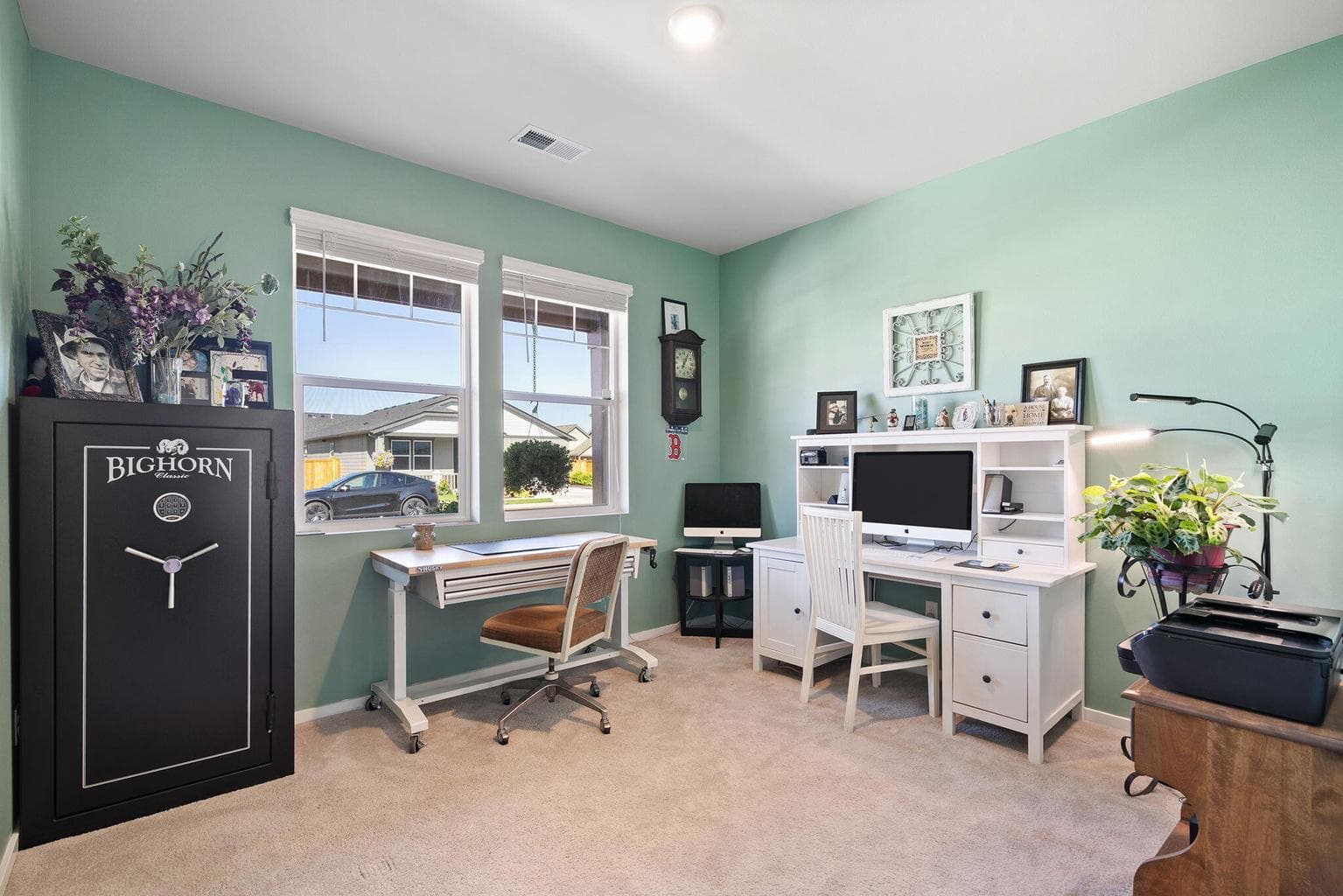 Photo of 388 SE Stetson Court 18 of 43