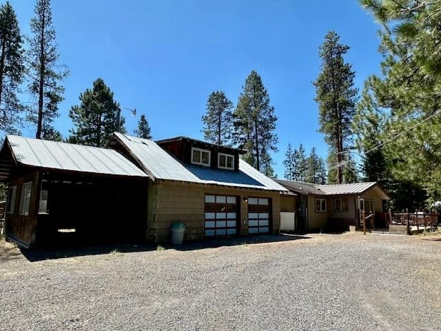 Photo of 15681 Blue Bird Lane 35 of 44