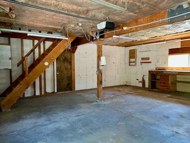 Photo of 15681 Blue Bird Lane 31 of 44