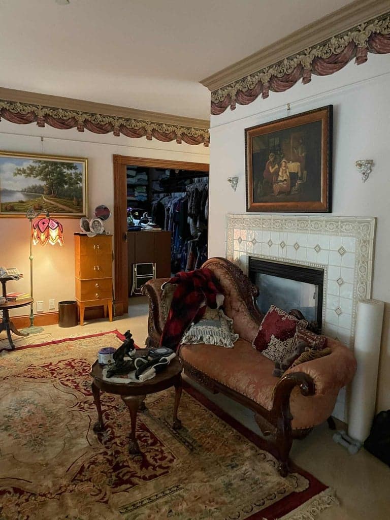Photo of 1100 McMullen Creek 2 of 25