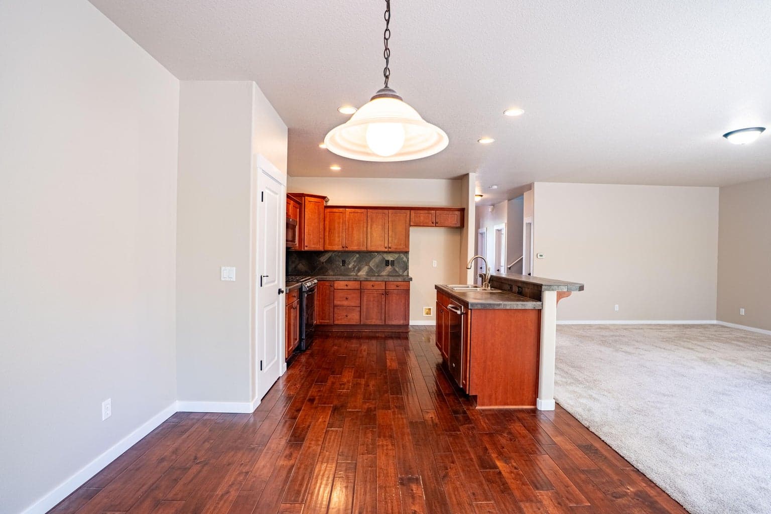 Photo of 2943 NE Dogwood Drive 12 of 50
