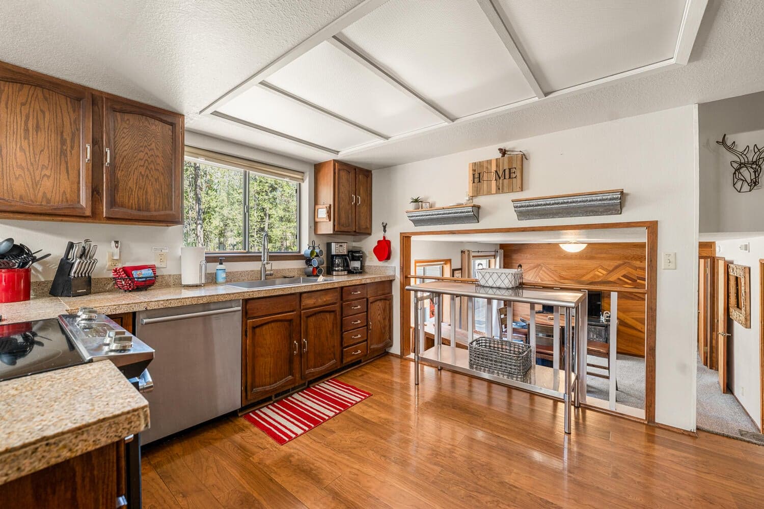Photo of 17736 Parkland Lane 9 of 29