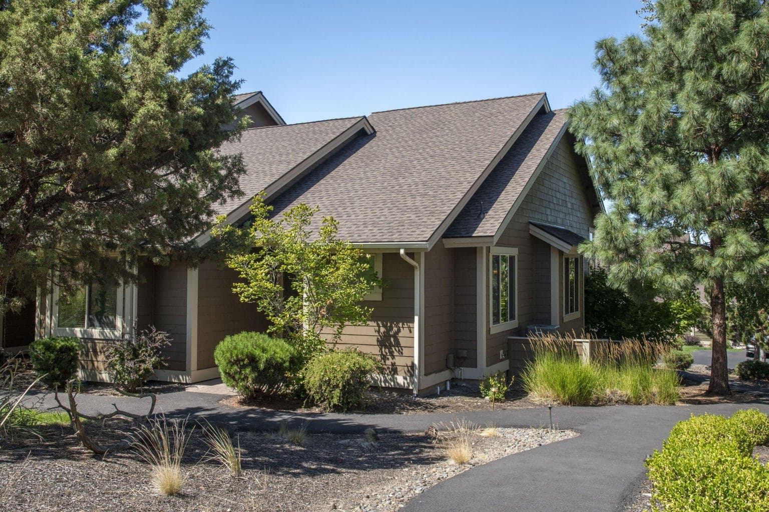 Photo of 10681 Village 1 of 29