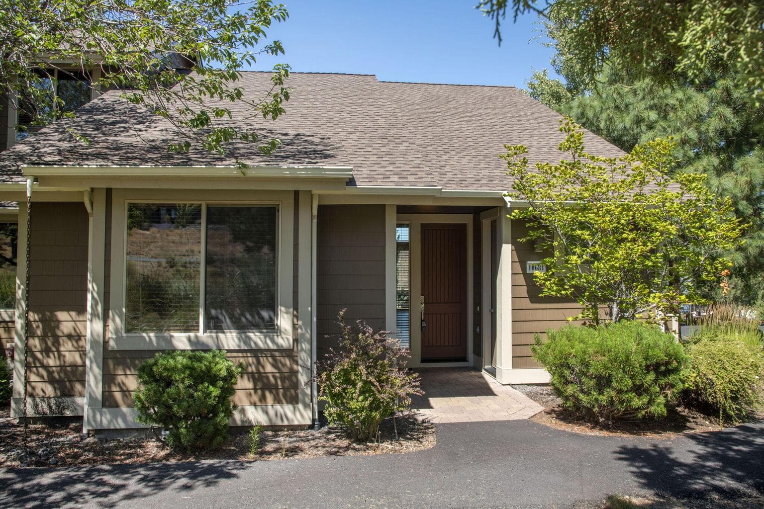 Photo of 10681 Village 2 of 29