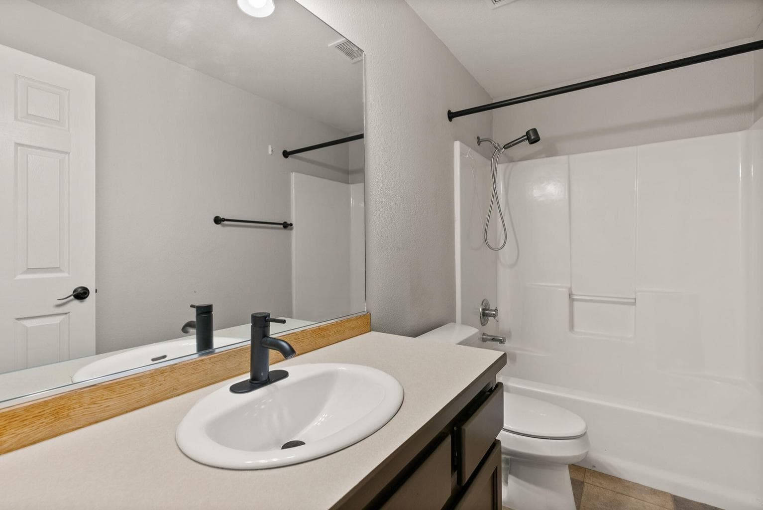 Full Bathroom on Main Level