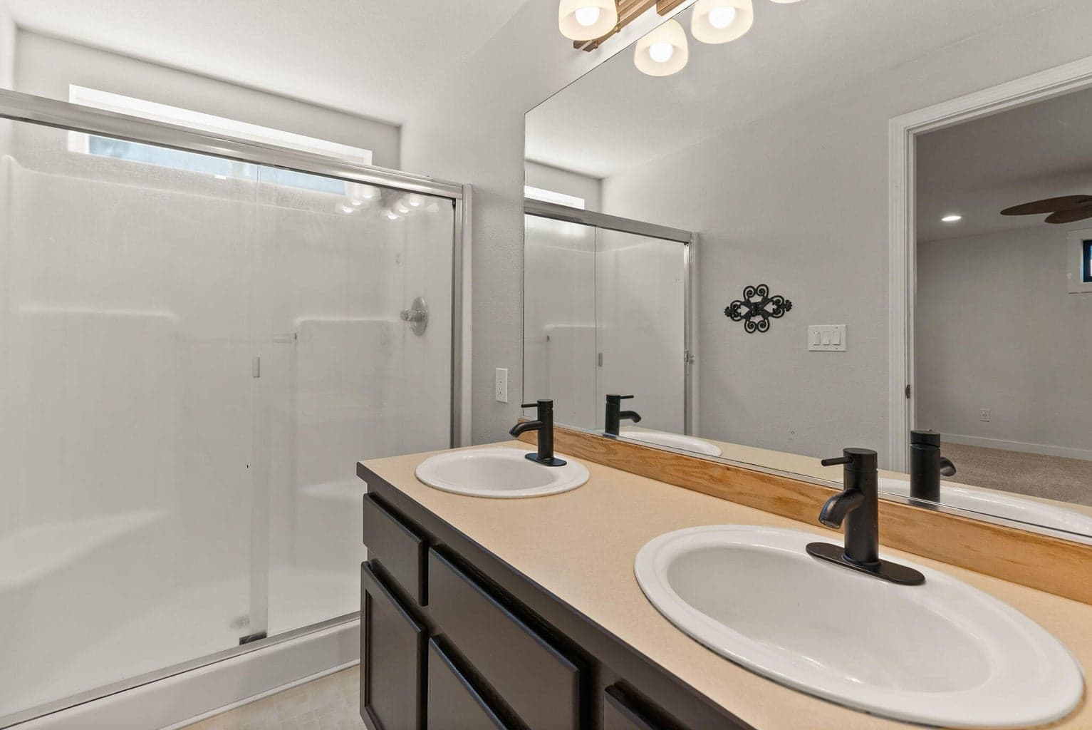 Primary Suite Bathroom