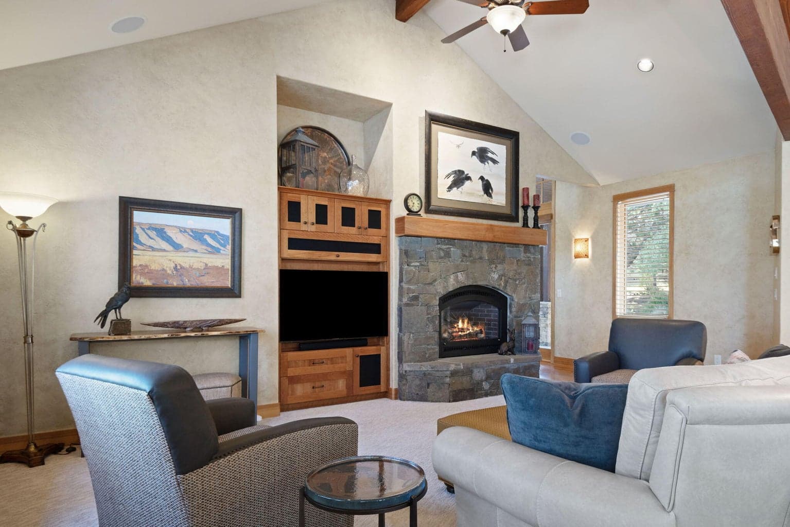 Photo of 3352 NW Windwood Way 8 of 53