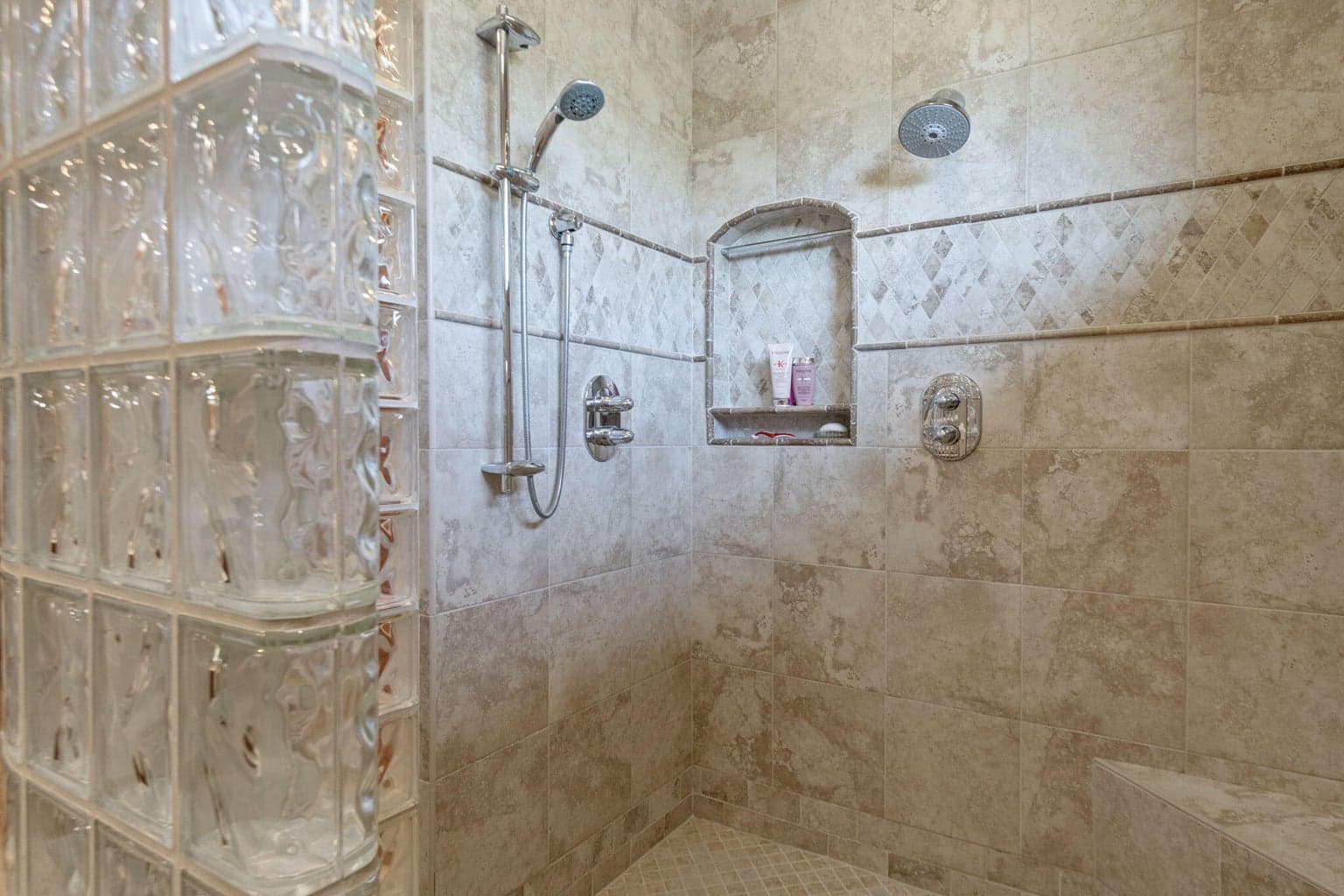 Photo of 3352 NW Windwood Way 30 of 53