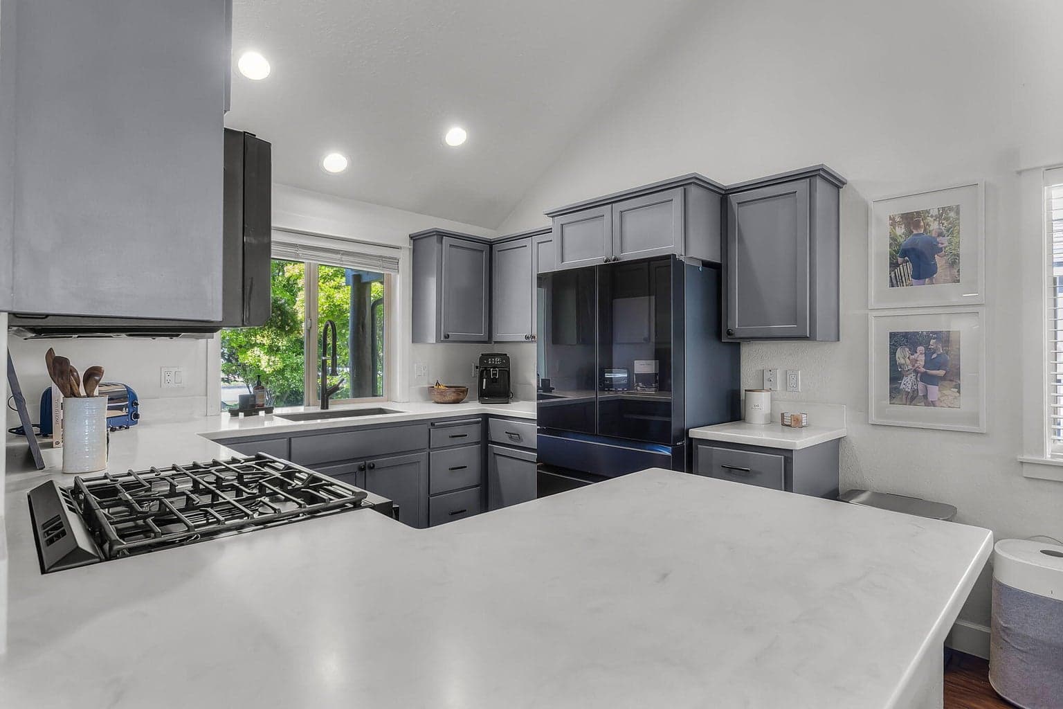 Photo of 61246 Bighorn Court 12 of 31