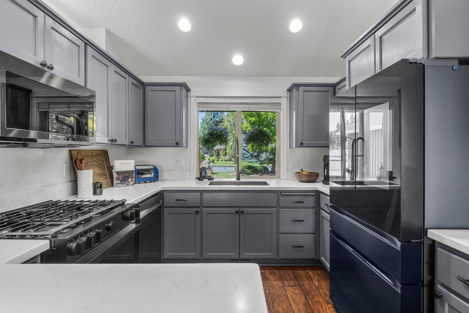 Photo of 61246 Bighorn Court 13 of 31