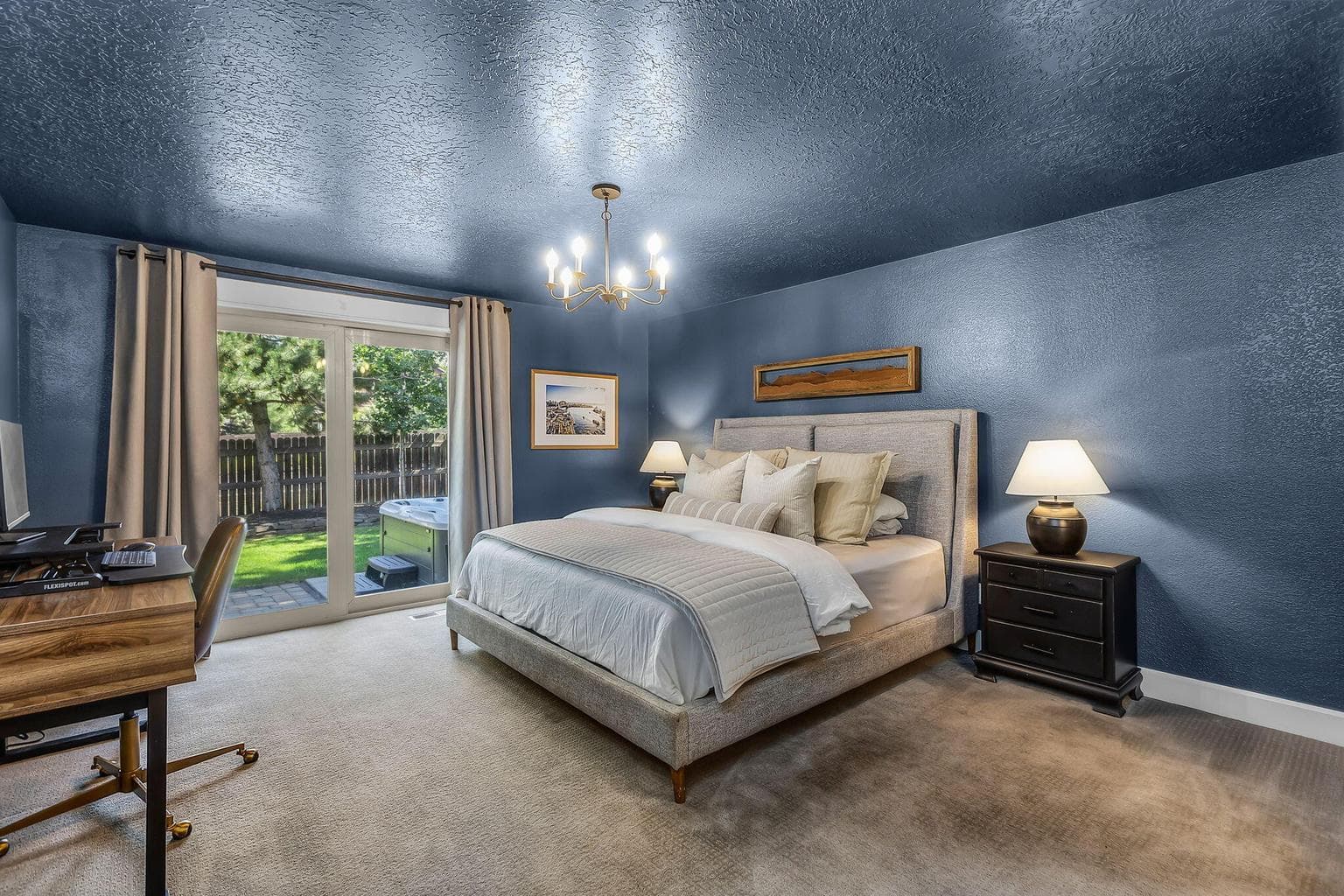 Photo of 61246 Bighorn Court 16 of 31
