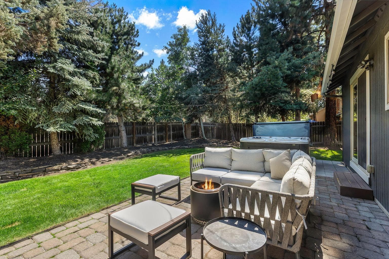 Photo of 61246 Bighorn Court 31 of 31