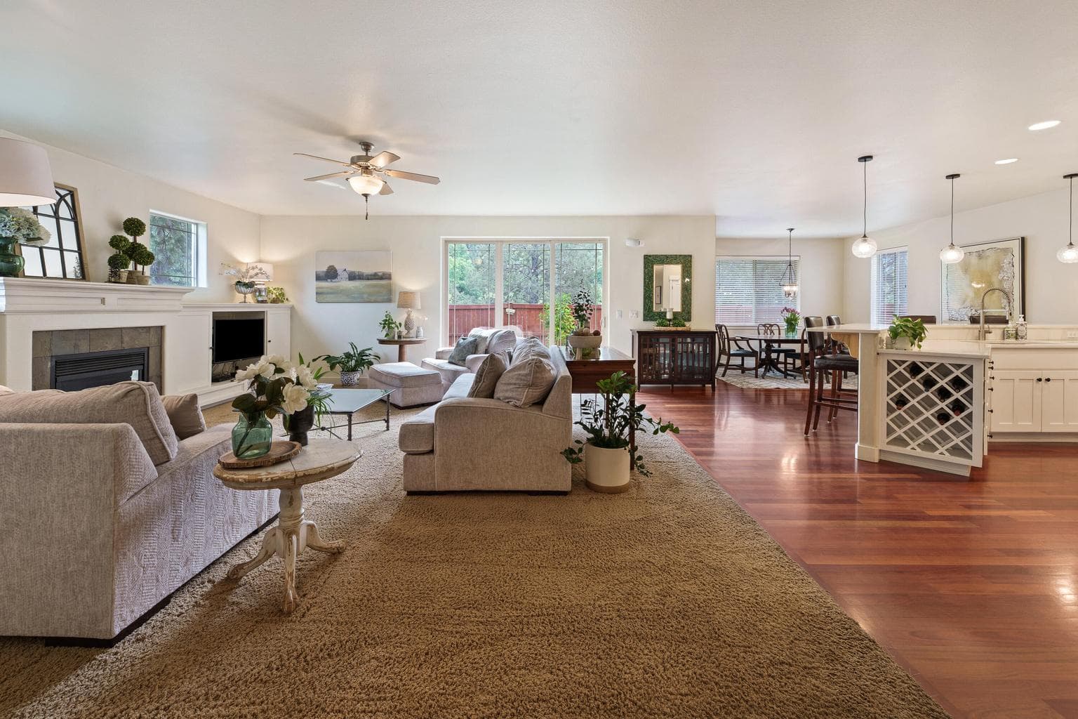 Oversize Great room with gas fireplace and built ins.