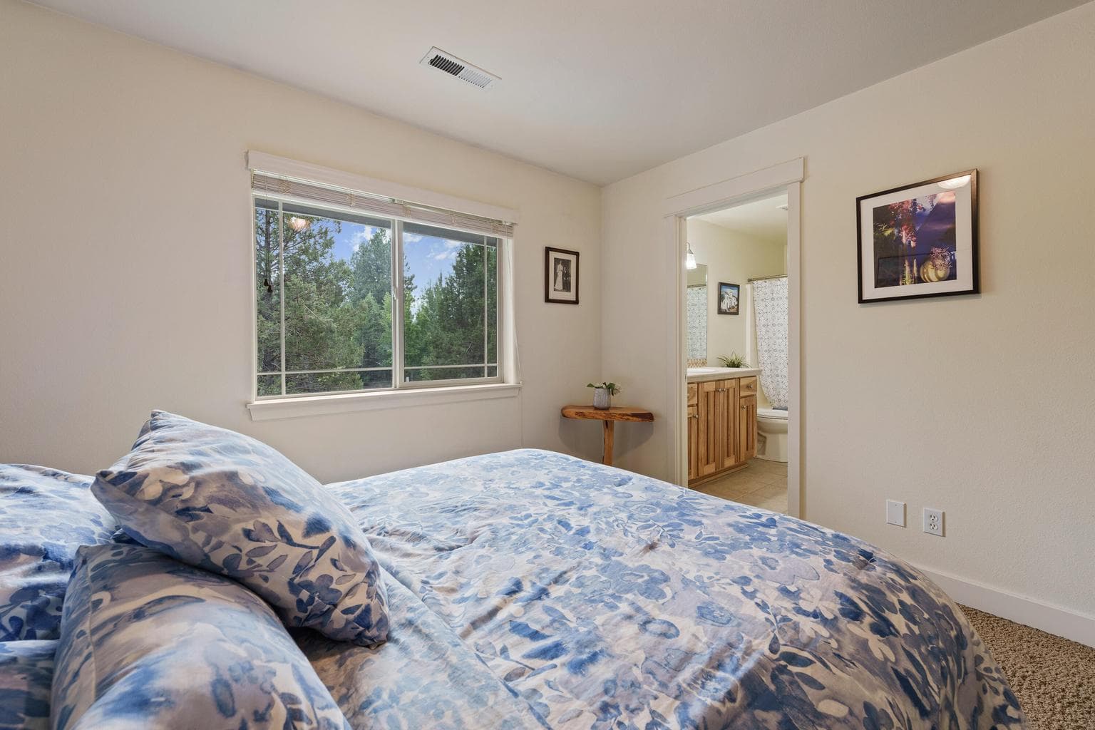Photo of 137 NW Outlook Vista Drive 29 of 47