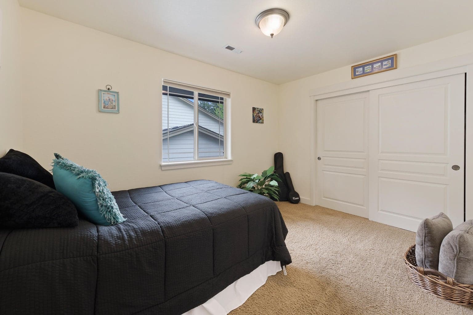 3rd guest bedroom