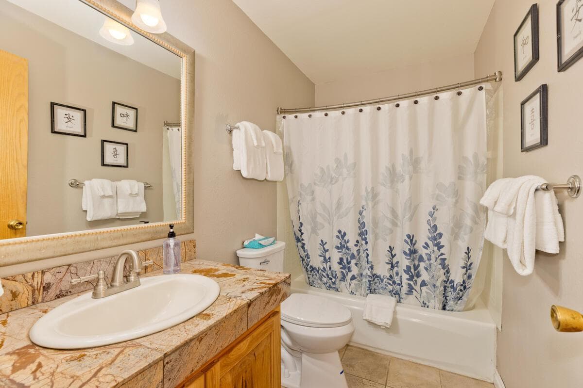 Photo of 1565 NW Wall Street 19 of 33